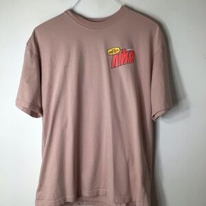 Nike Tshirt top women medium retro pink